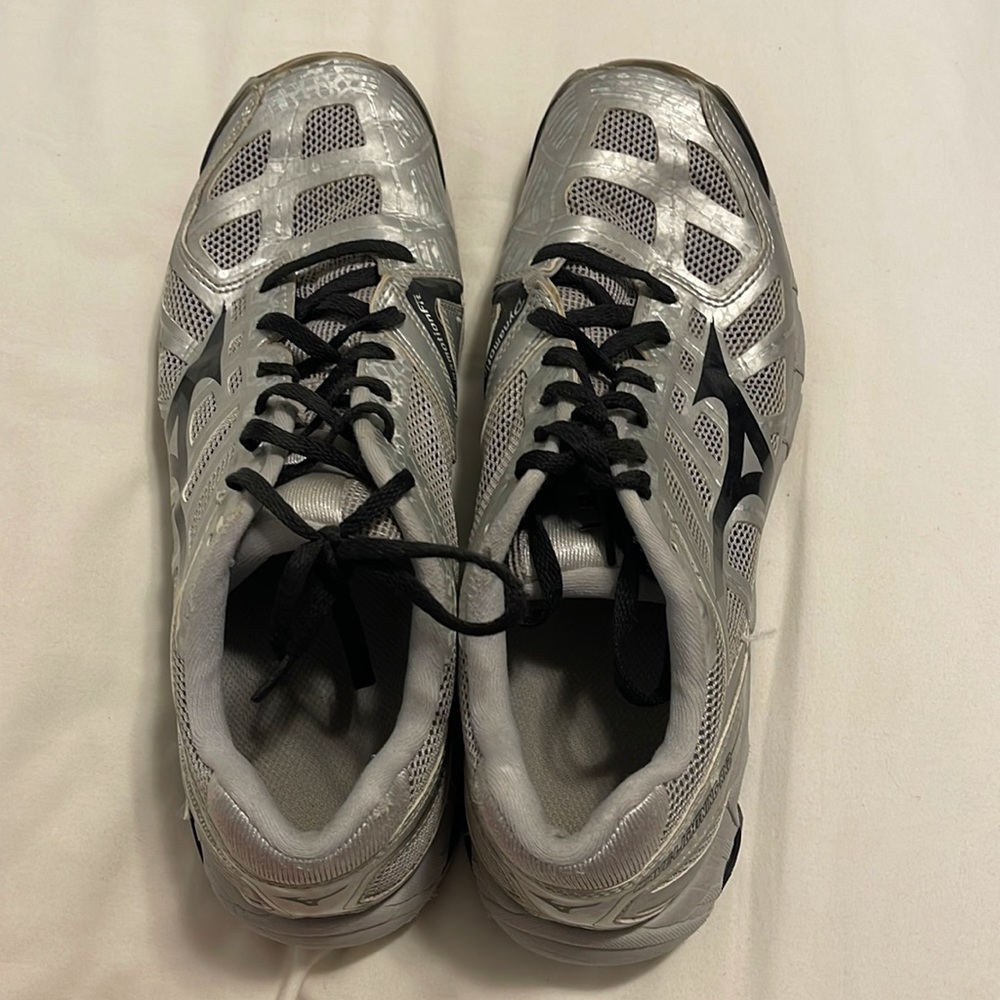 Mizuno Wave Lightening RX2 Volleyball Shoes